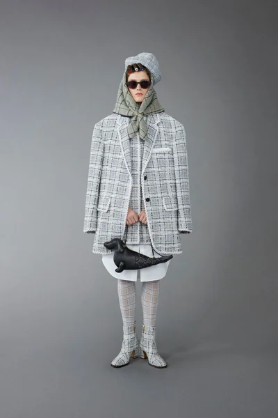 Look 10